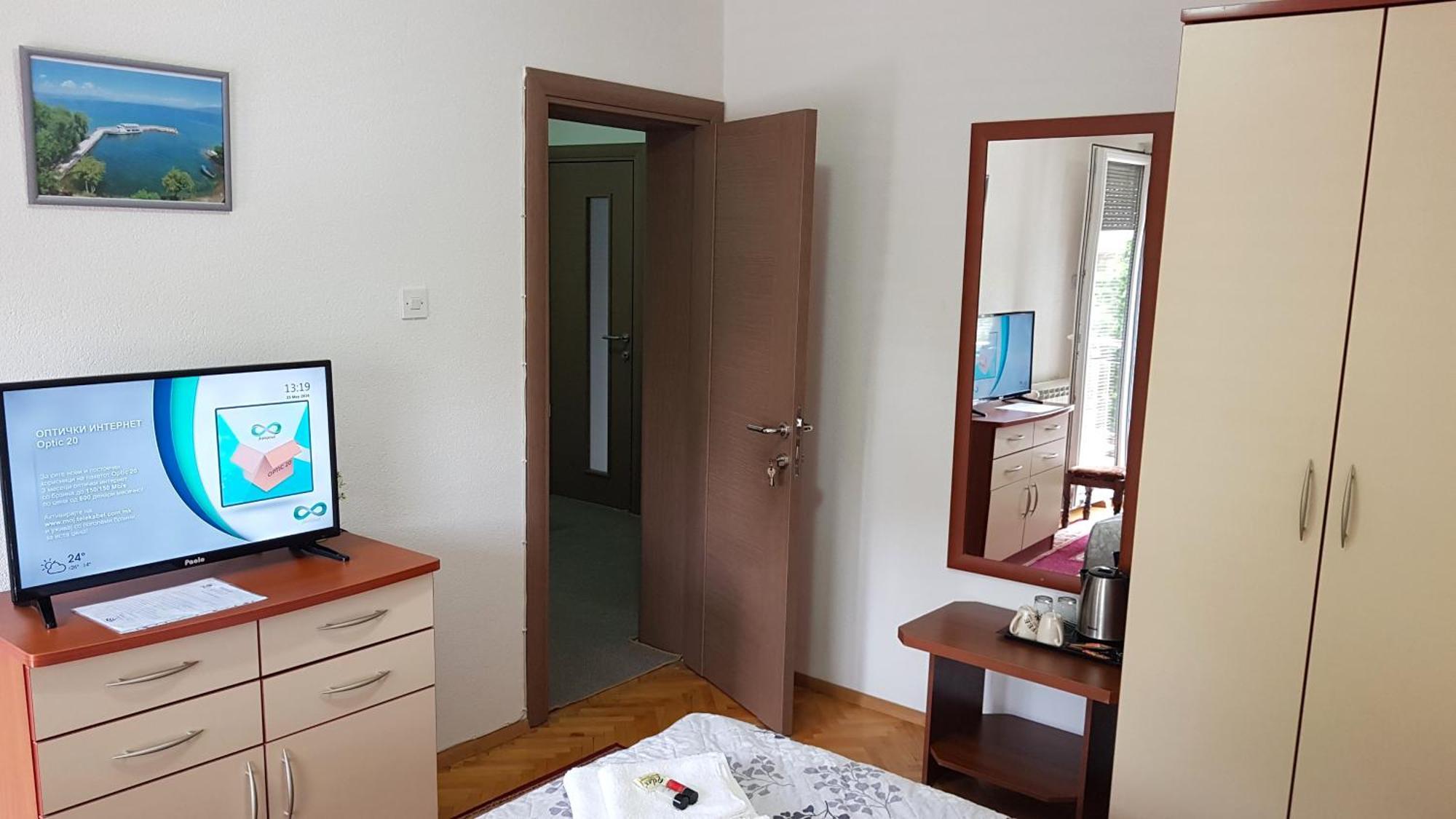 Studio Apartment Lis Охрид Екстер'єр фото